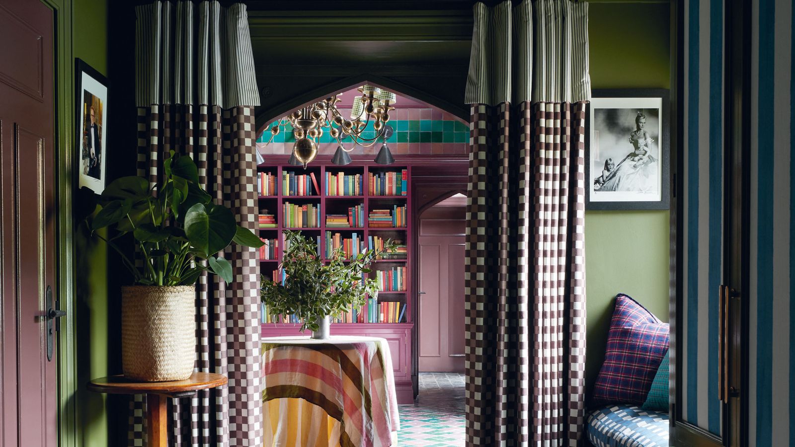 15 houses with really great interiors to book for a British holiday