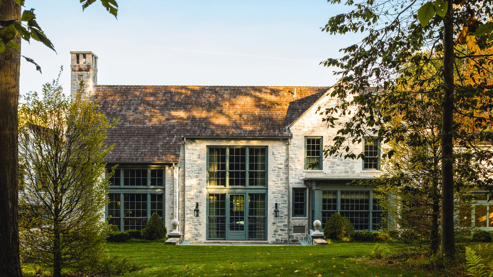 A Connecticut house of soaring proportions and elegant interiors by Steven Gambrel