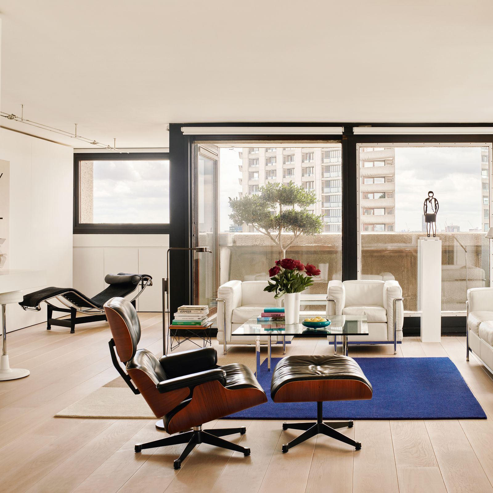 Marvellous mid-century modern pieces to snap up now