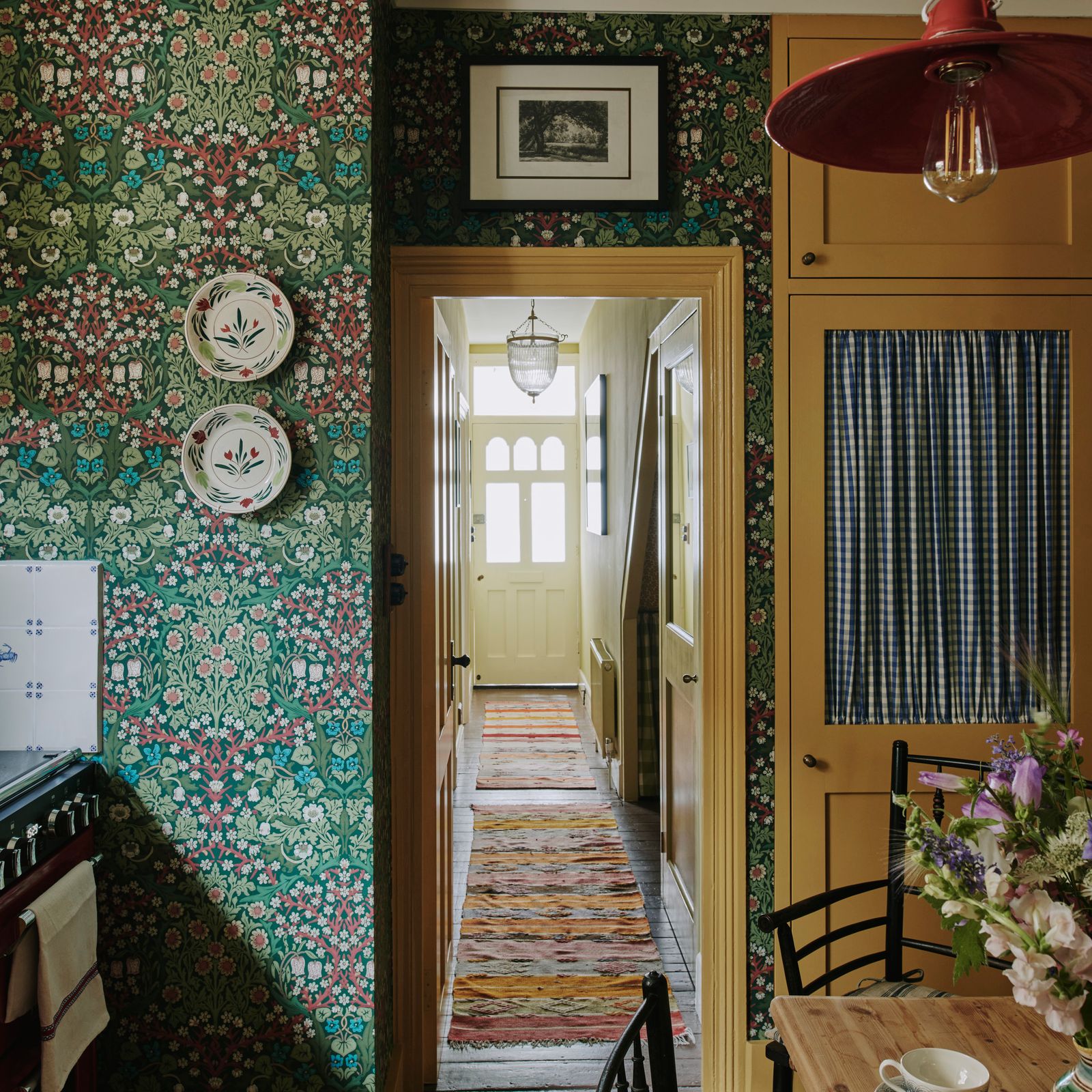 How to do a contemporary Arts and Crafts interior